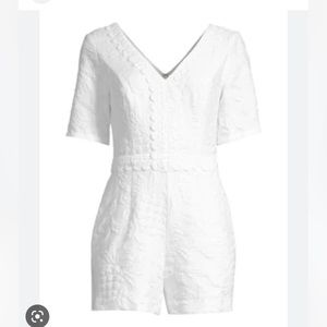 Lilly pulitzer Zina Lace Romper in Resort White size 6